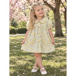 Vestido de flores amarillas